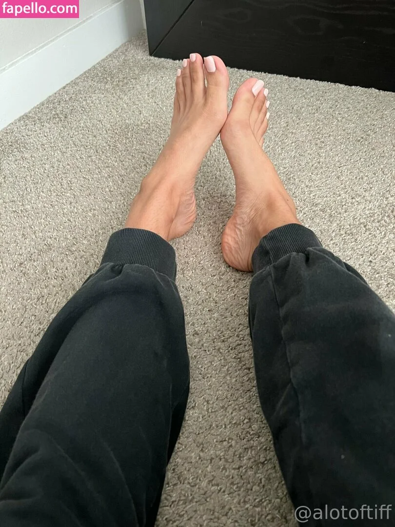 alotoftiff Onlyfans Photo Gallery 