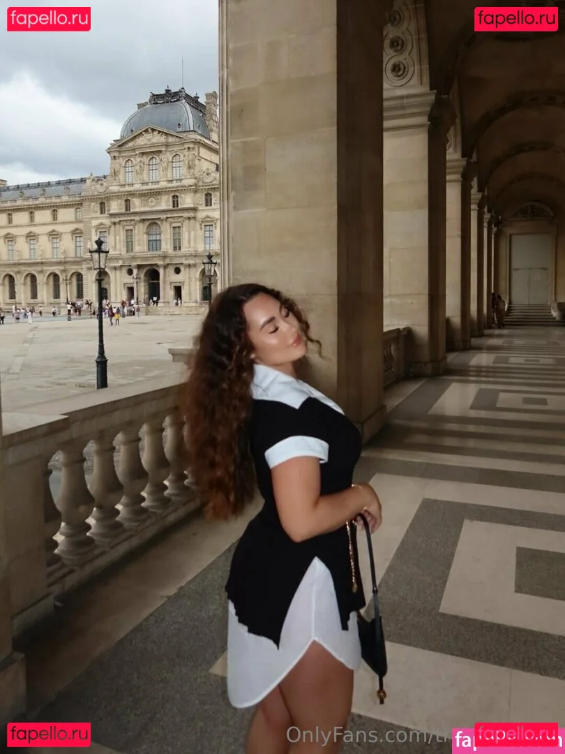 TrainWithTay Onlyfans Photo Gallery 