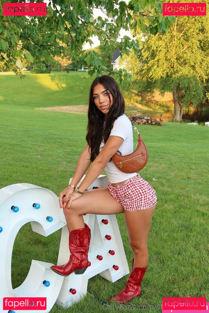 sofianextdoor Onlyfans Photo Gallery 