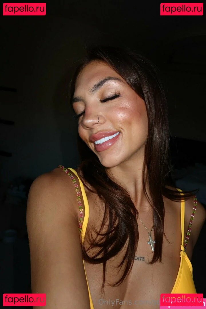 sofianextdoor Onlyfans Photo Gallery 