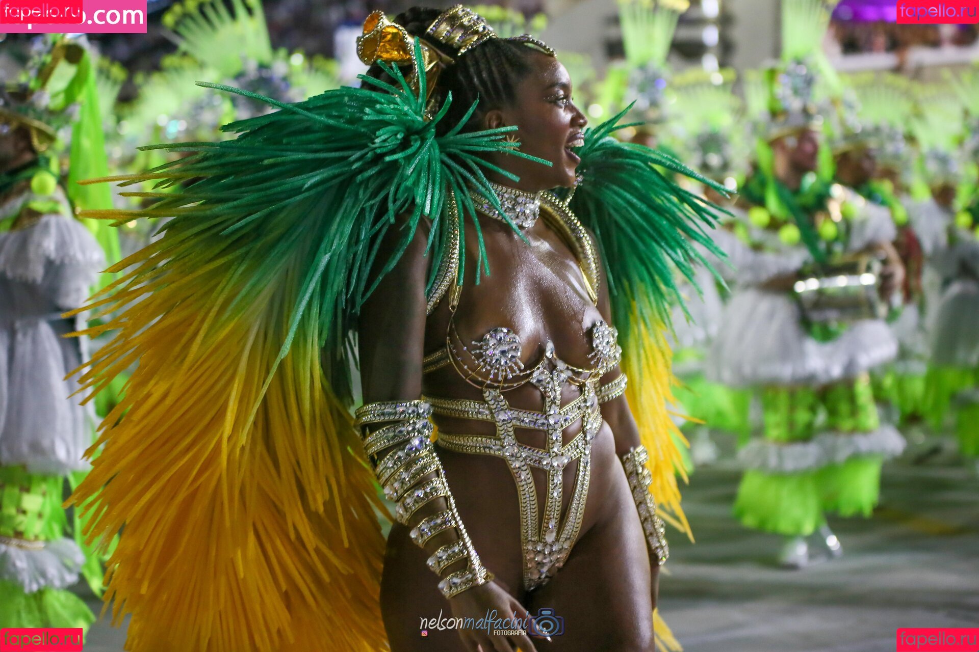 IZA Onlyfans Photo Gallery 