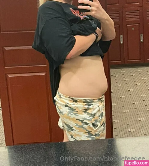 blondefeedee Onlyfans Photo Gallery 