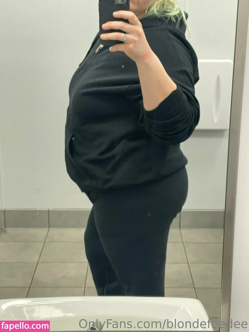 blondefeedee Onlyfans Photo Gallery 