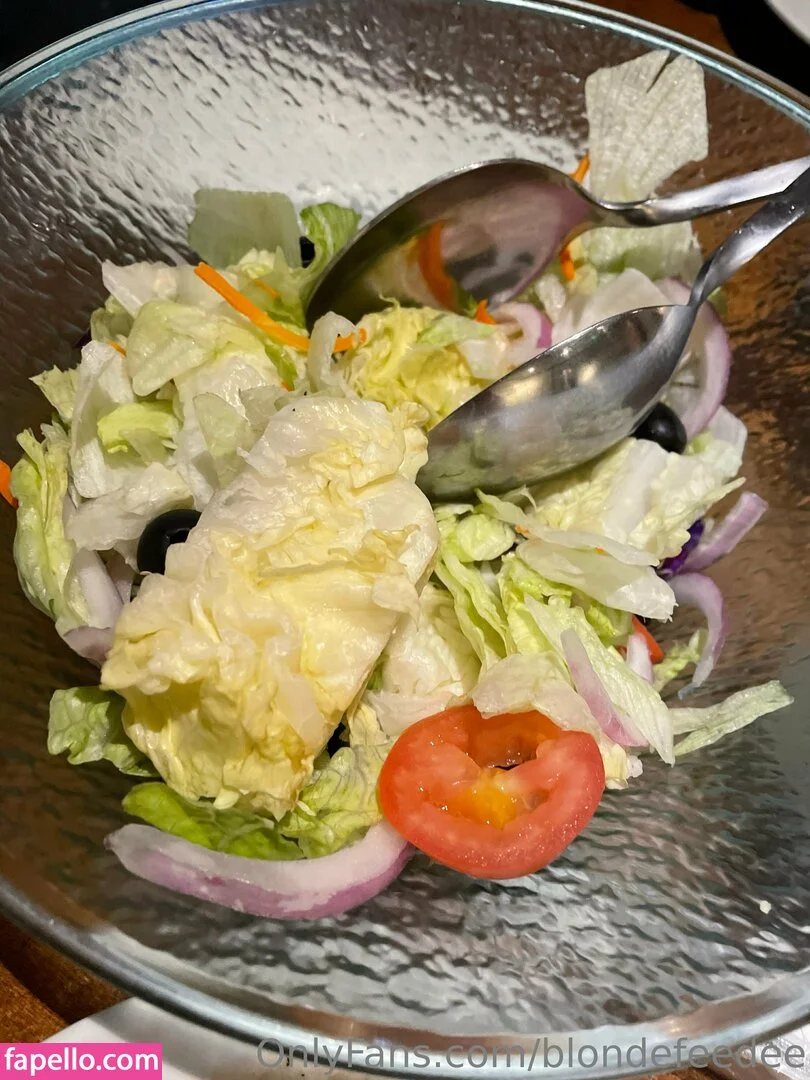 blondefeedee Onlyfans Photo Gallery 