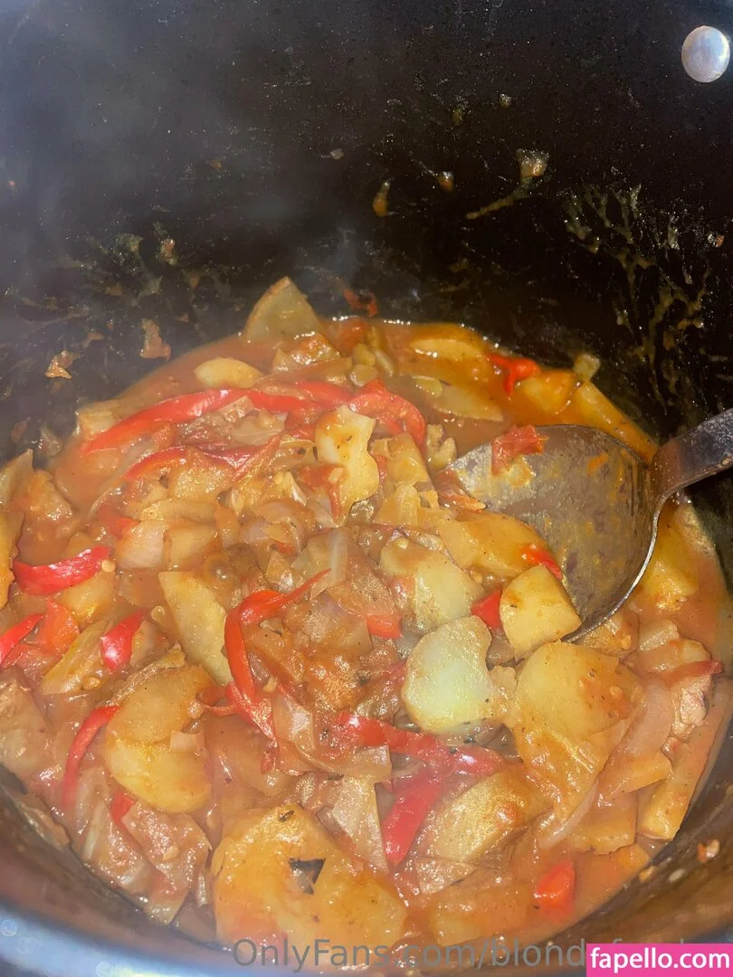 blondefeedee Onlyfans Photo Gallery 