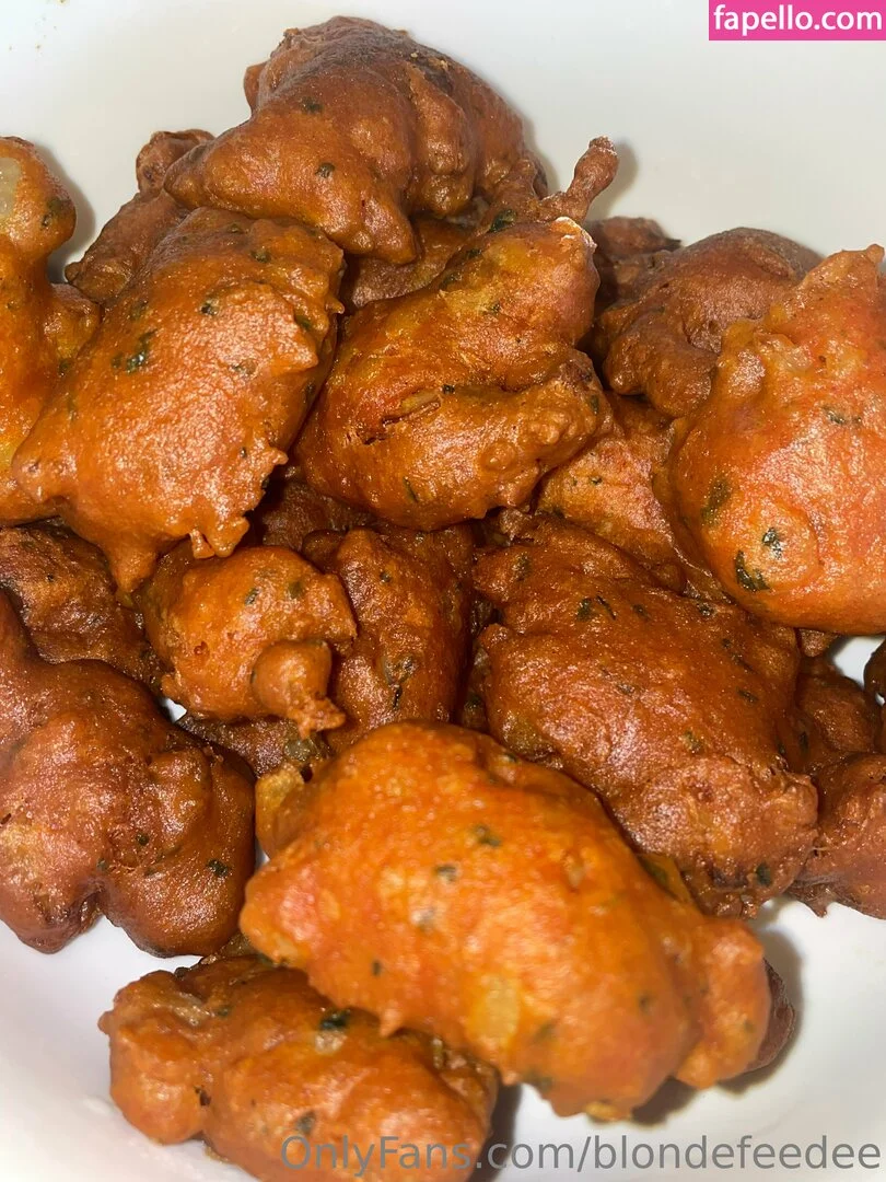 blondefeedee Onlyfans Photo Gallery 