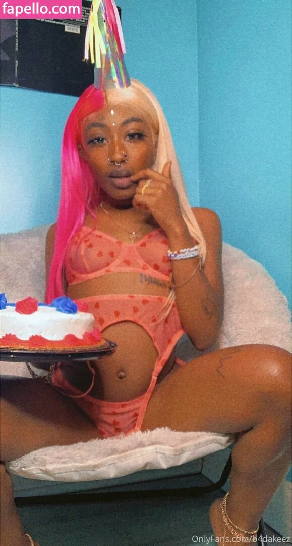 b4dakeez Onlyfans Photo Gallery 
