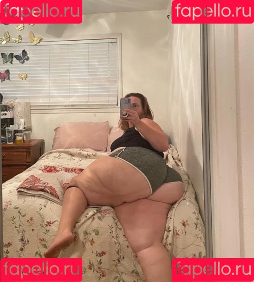 hourglassleigh Onlyfans Photo Gallery 