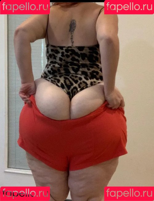 hourglassleigh Onlyfans Photo Gallery 