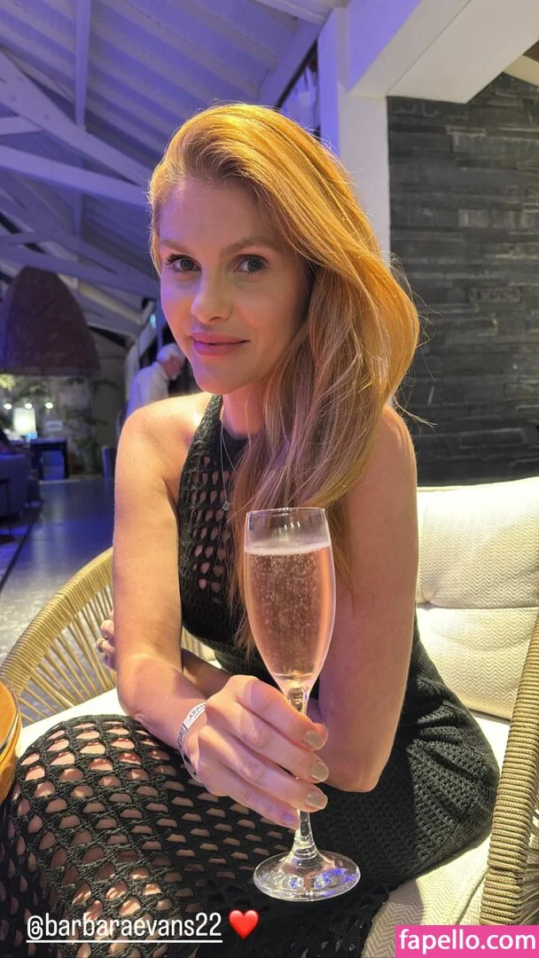 Barbara Evans Onlyfans Photo Gallery 