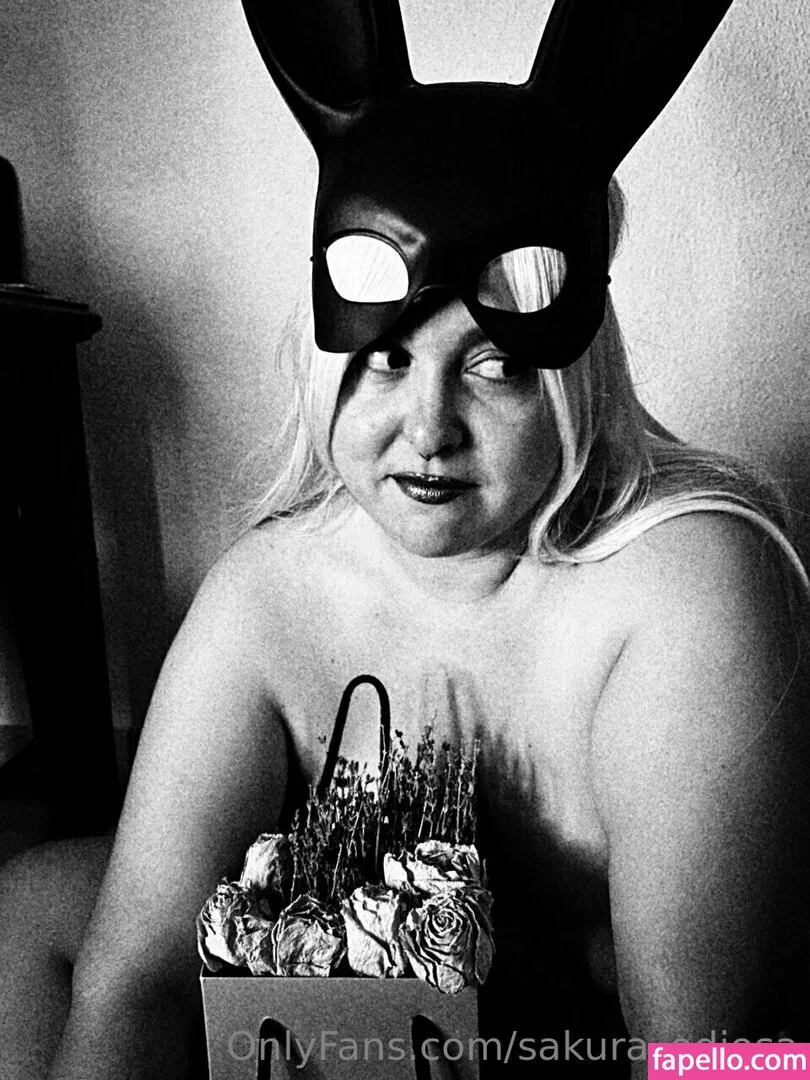 sakura_odiosa Onlyfans Photo Gallery 