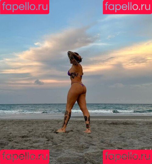 RobbieCal Onlyfans Photo Gallery 