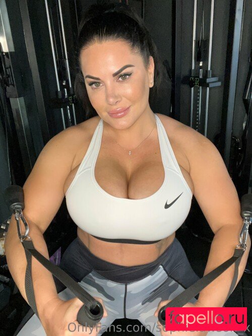 perv-mom Onlyfans Photo Gallery 