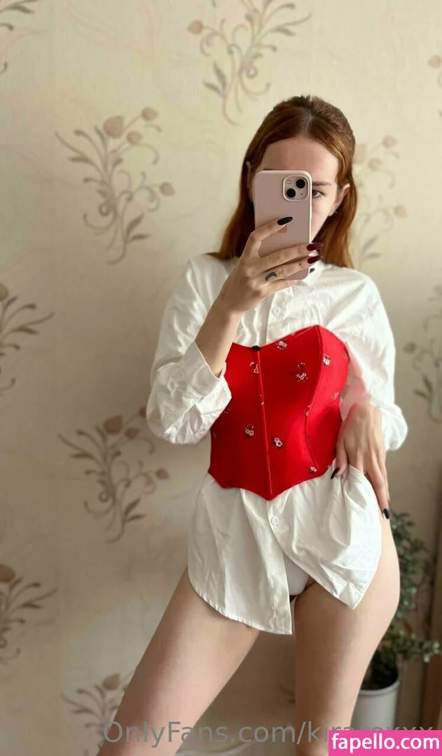 kiraroxxx Onlyfans Photo Gallery 