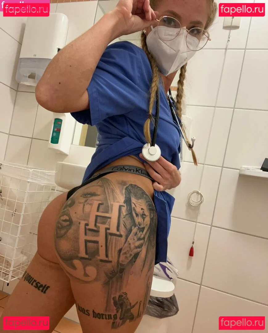 Nurselayla Onlyfans Photo Gallery 