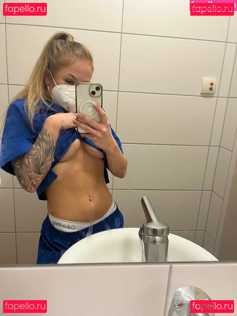 Nurselayla Onlyfans Photo Gallery 