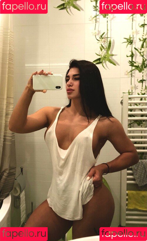 Daria Shuer Onlyfans Photo Gallery 