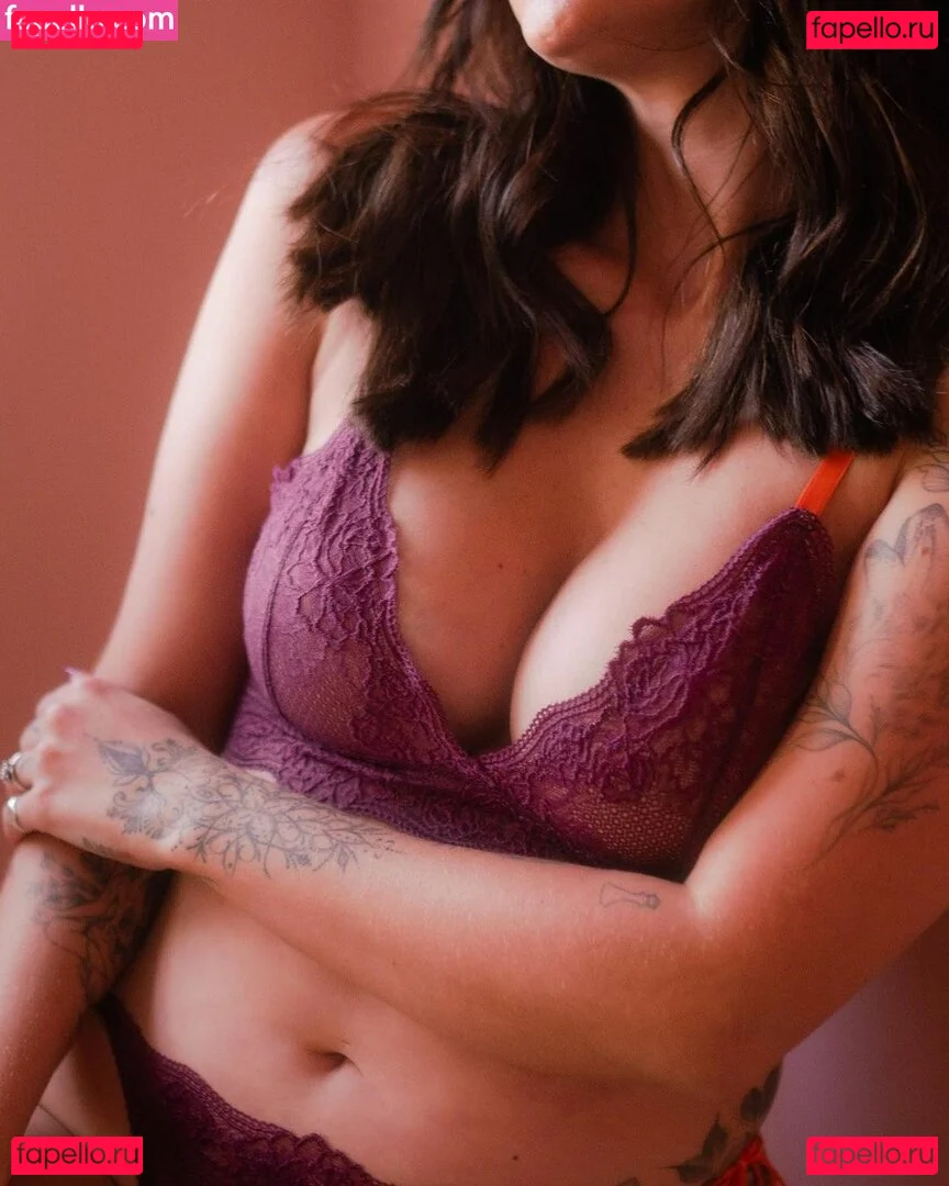 Marcela McGowan Onlyfans Photo Gallery 