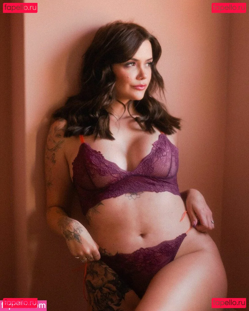 Marcela McGowan Onlyfans Photo Gallery 