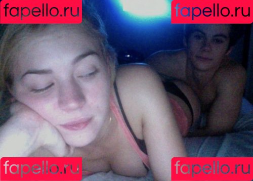 Britt Robertson Onlyfans Photo Gallery 