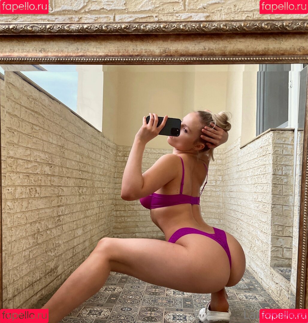 freeparrot Onlyfans Photo Gallery 