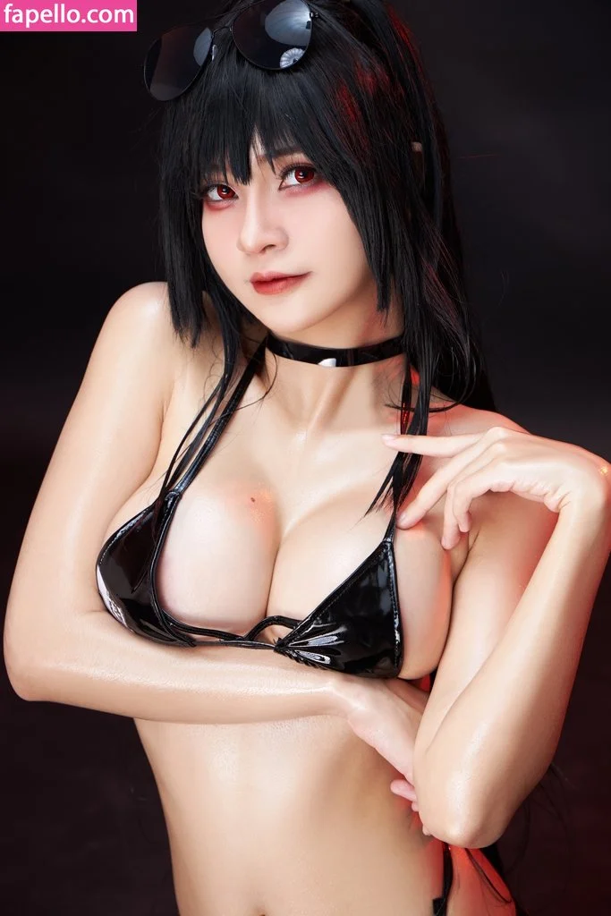 Azami Cosplay Onlyfans Photo Gallery 