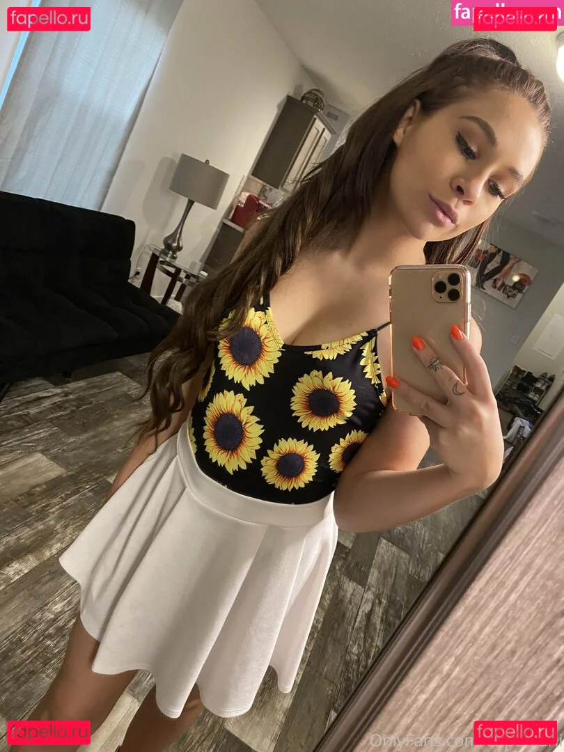 deliluv Onlyfans Photo Gallery 