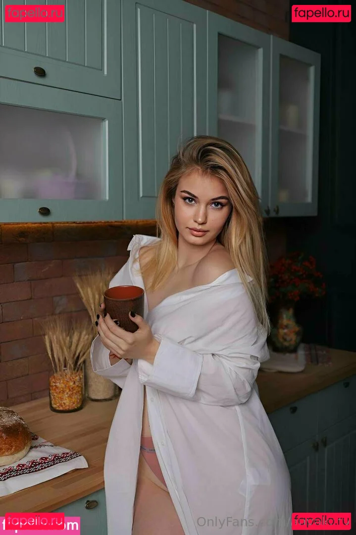 anyakitty Onlyfans Photo Gallery 