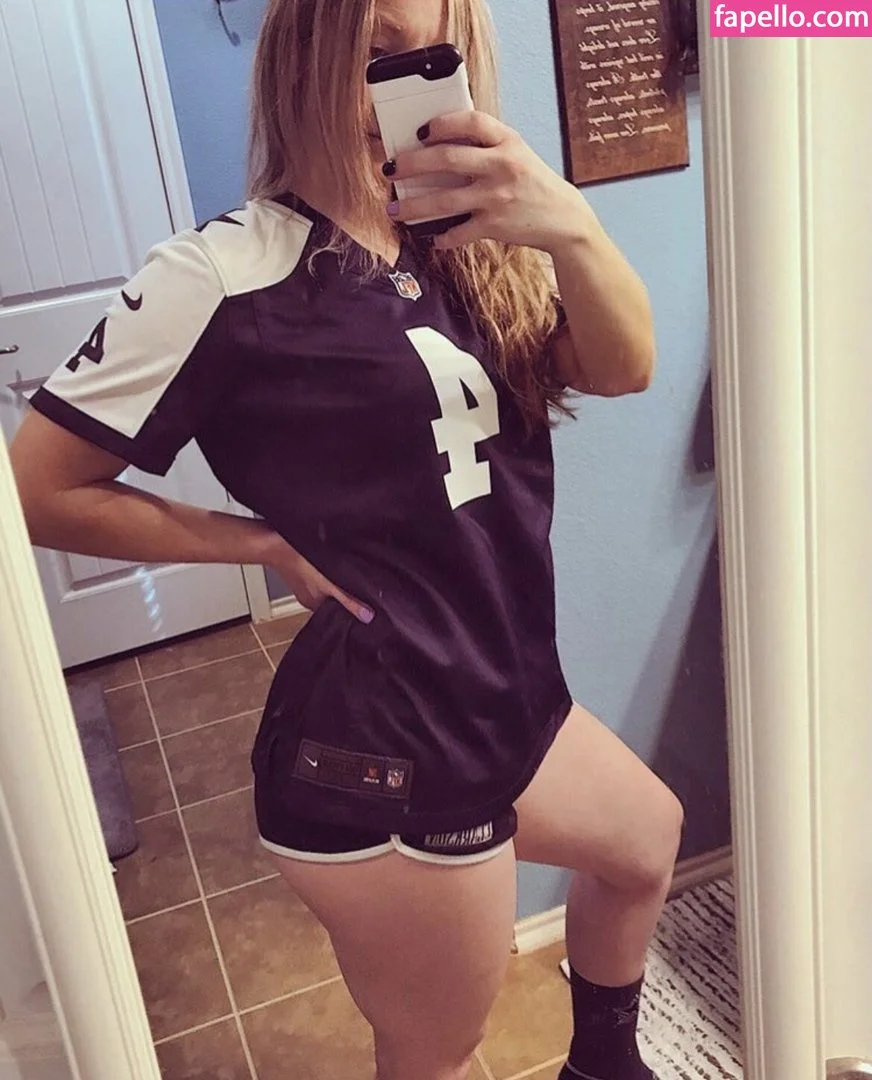 Ashleelyn__ Onlyfans Photo Gallery 