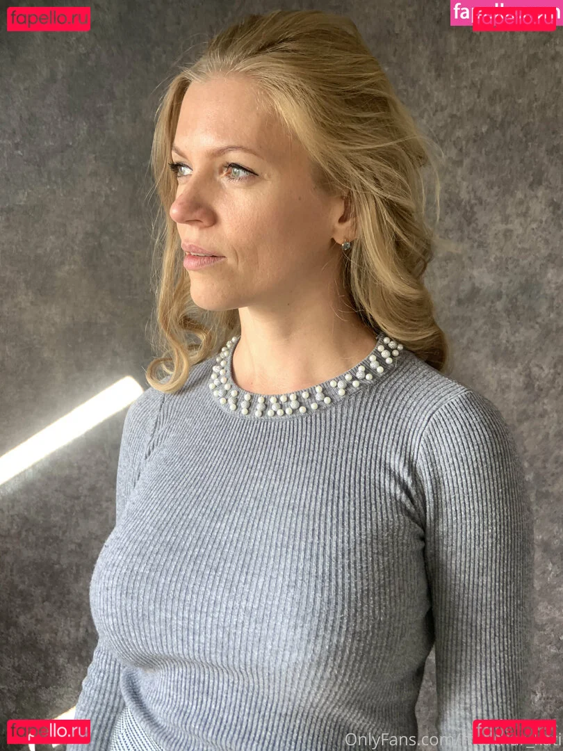 murmur_kati Onlyfans Photo Gallery 