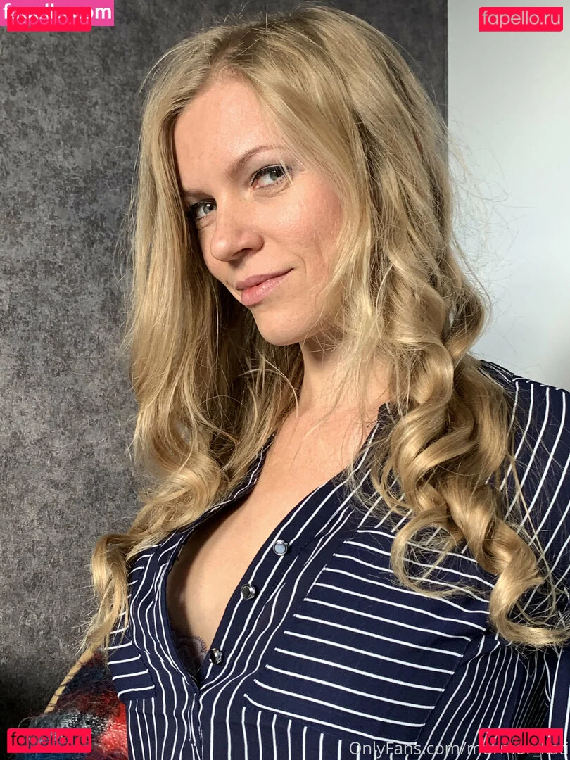 murmur_kati Onlyfans Photo Gallery 