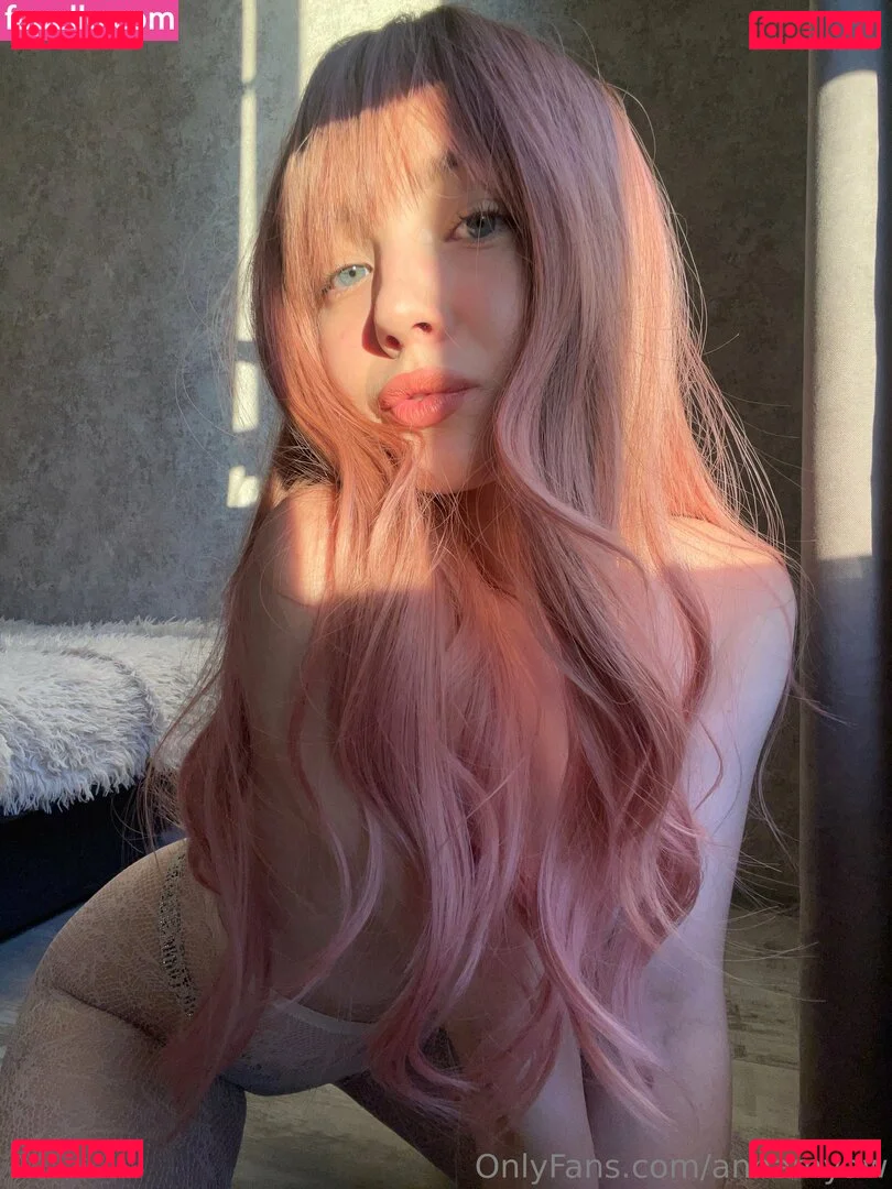 annamyaw Onlyfans Photo Gallery 