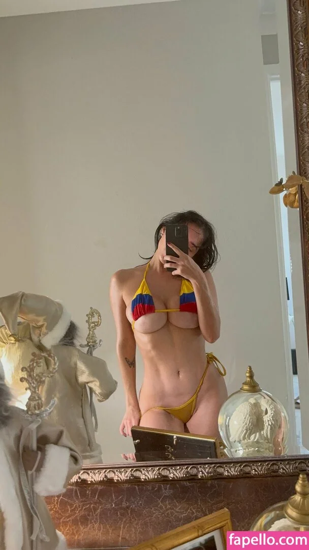 anamanguloo Onlyfans Photo Gallery 