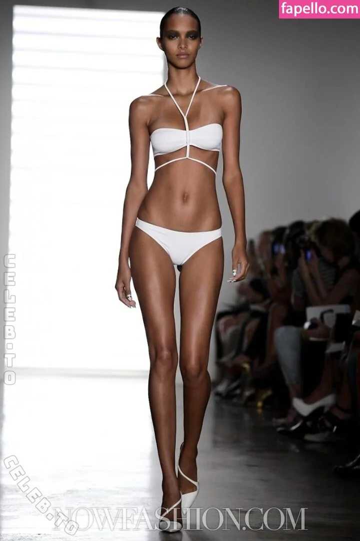 Lais Ribeiro Onlyfans Photo Gallery 