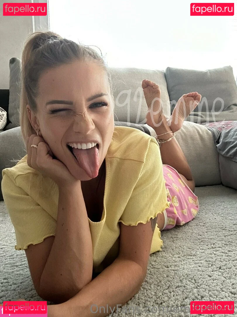 emmeback Onlyfans Photo Gallery 