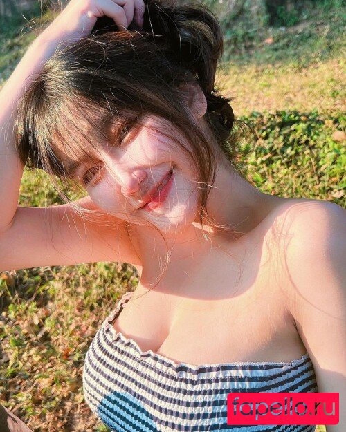 f_manatsanan Onlyfans Photo Gallery 