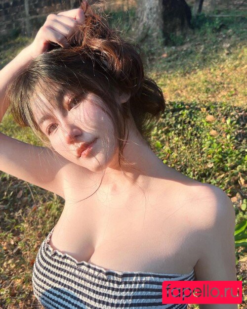 f_manatsanan Onlyfans Photo Gallery 