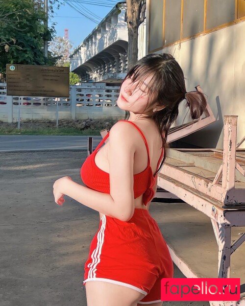 f_manatsanan Onlyfans Photo Gallery 