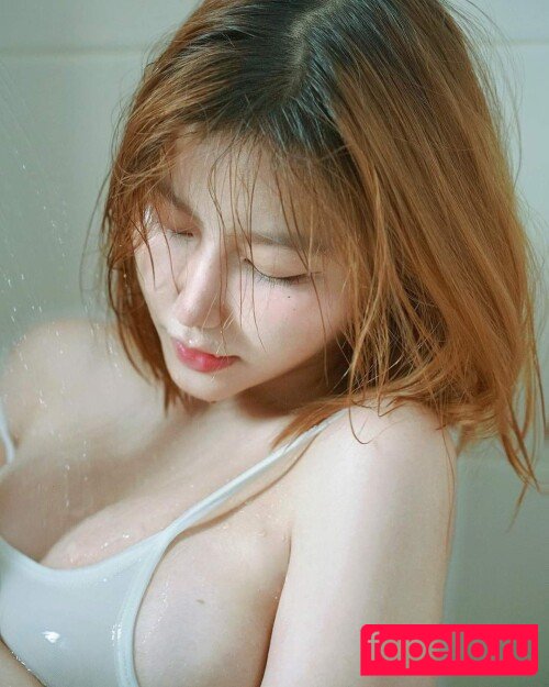 f_manatsanan Onlyfans Photo Gallery 