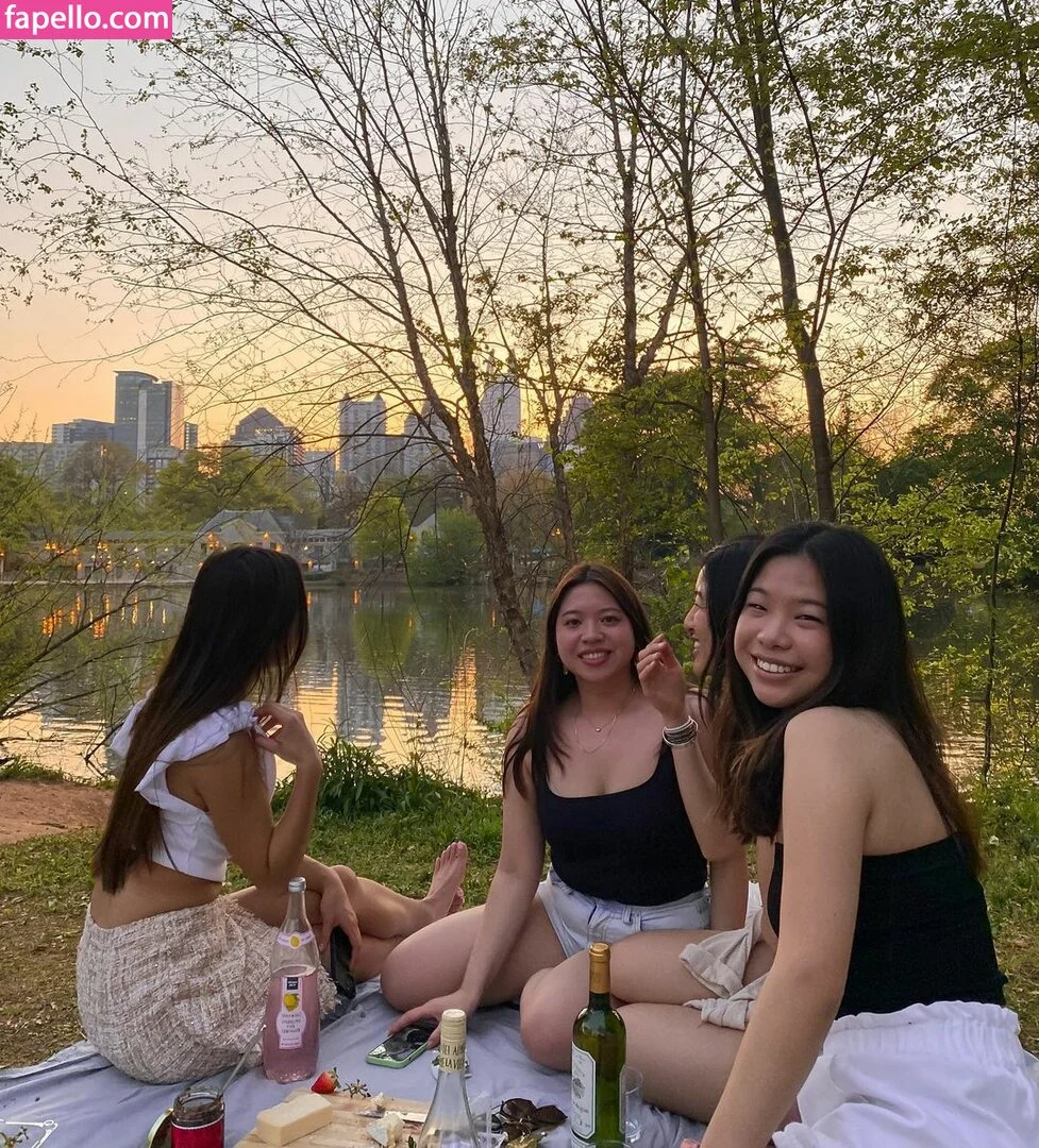 Marissa Ren Onlyfans Photo Gallery 