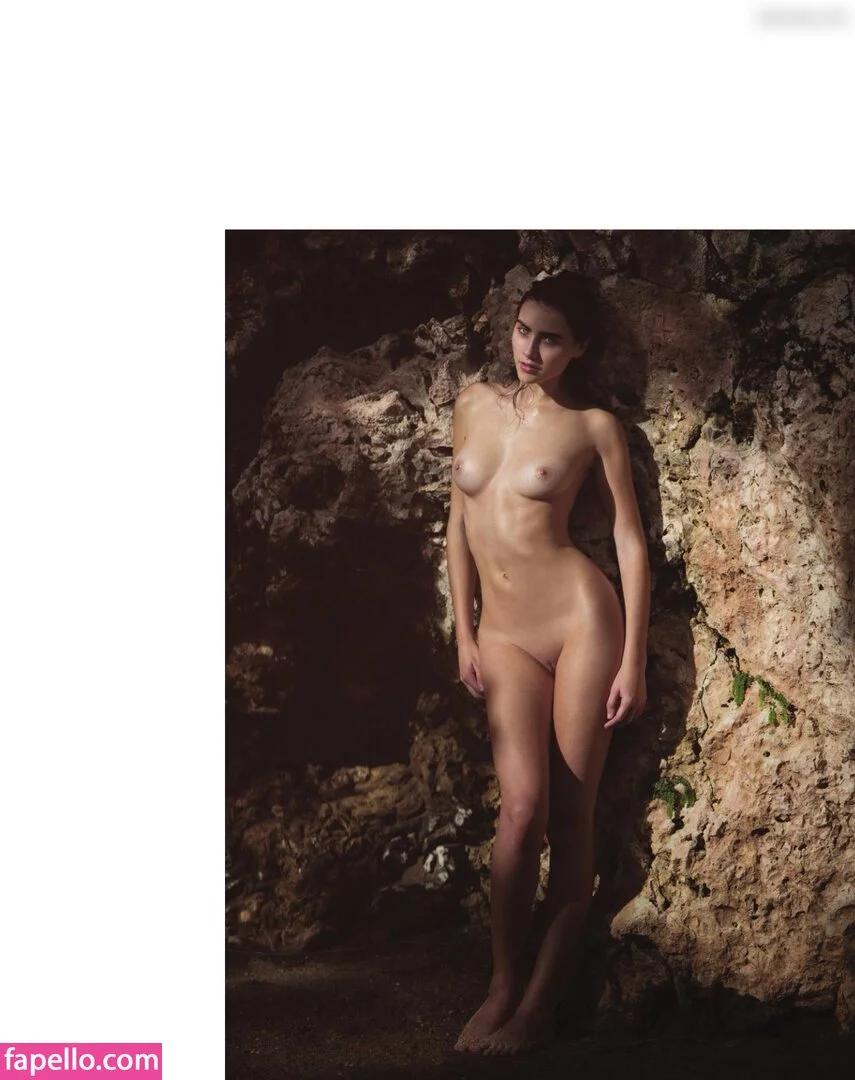 Anna Wolf Onlyfans Photo Gallery 