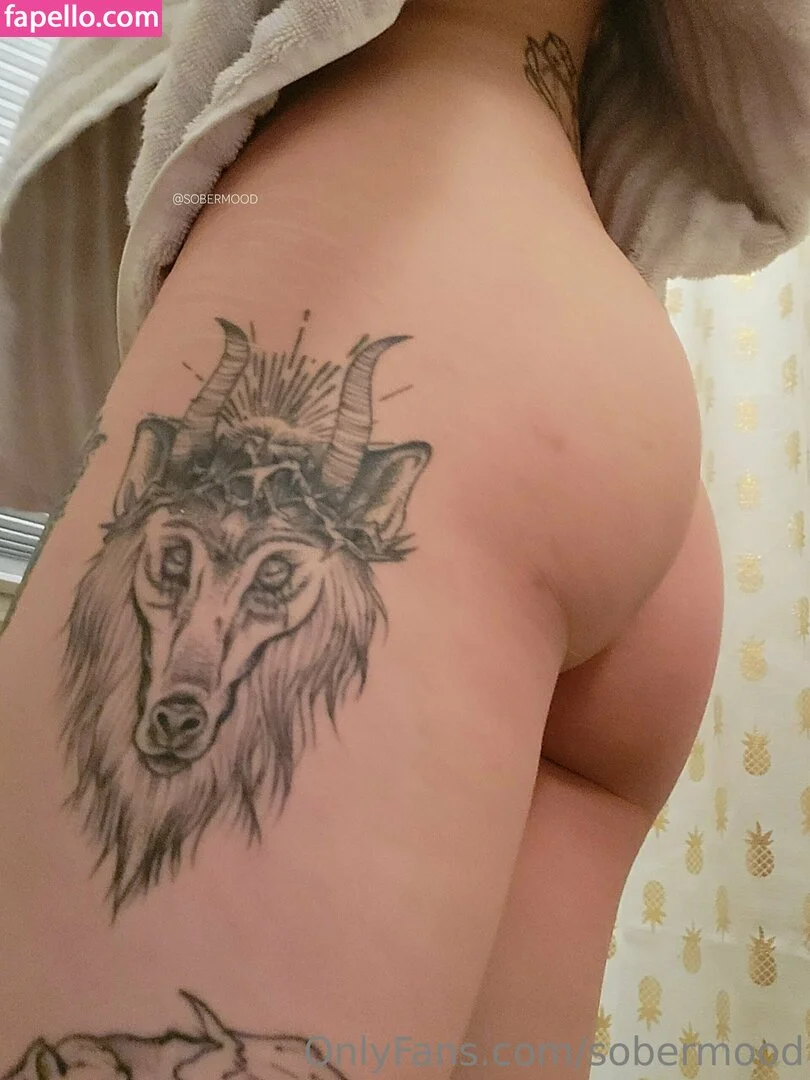 sobermood Onlyfans Photo Gallery 