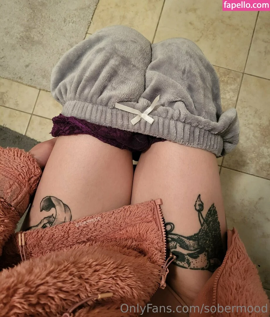 sobermood Onlyfans Photo Gallery 