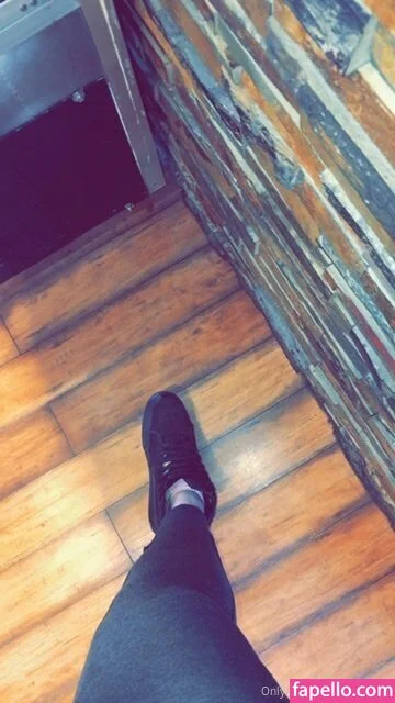 kkb00182 Onlyfans Photo Gallery 