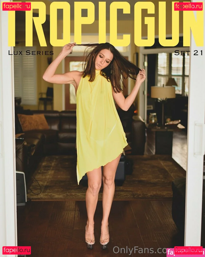 tglite Onlyfans Photo Gallery 