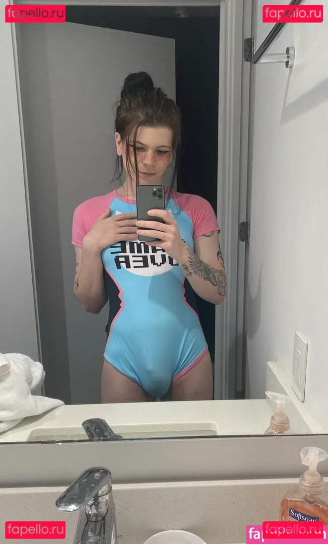 xmarixi Onlyfans Photo Gallery 