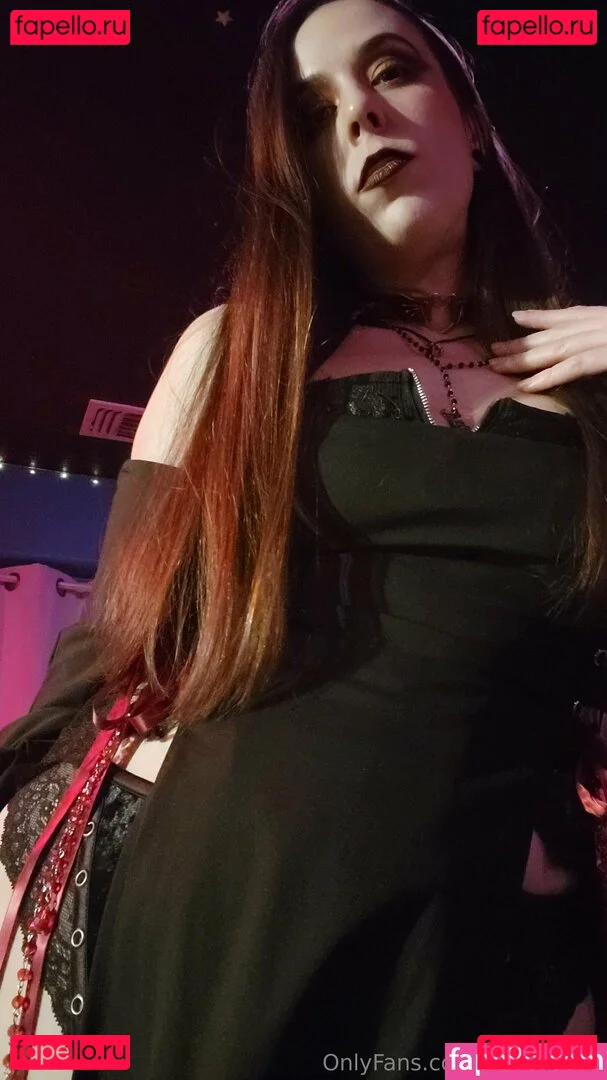 softgothrin Onlyfans Photo Gallery 