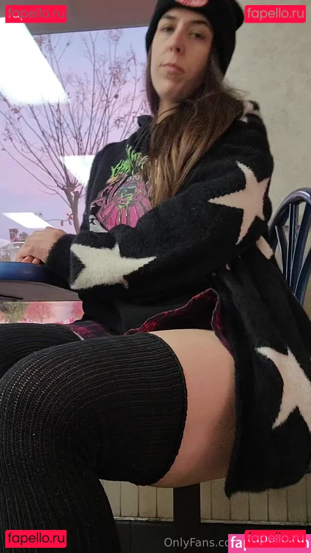 softgothrin Onlyfans Photo Gallery 