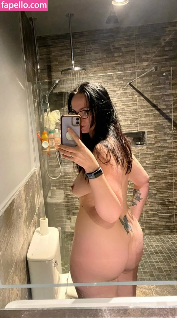 Ravenhaired_sub Onlyfans Photo Gallery 