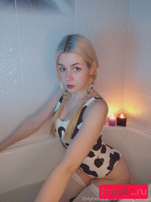 Anastasia Komori Onlyfans Photo Gallery 